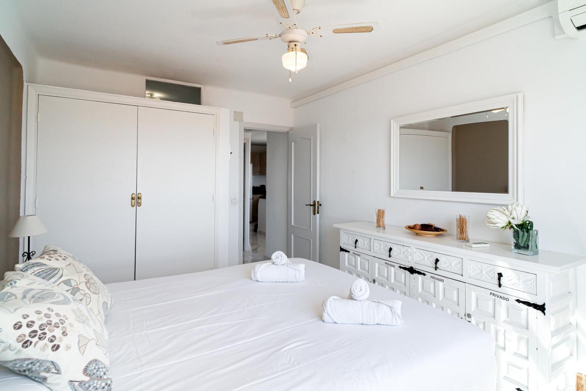 네르하 Miami 44 Seaview Casasol 아파트 외부 사진